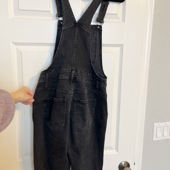 Madewell Black Denim Skinny Overalls in Lunar Wash Medium - Picture 7 of 9